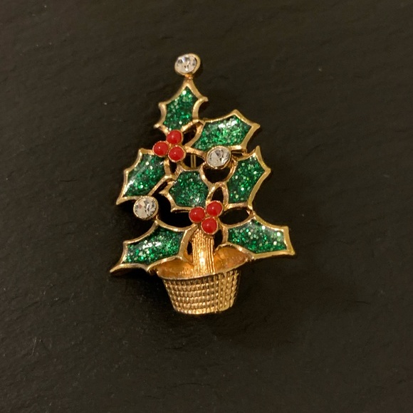 Avon 2003 Christmas Holly Tree Pin Brooch - Picture 8 of 8